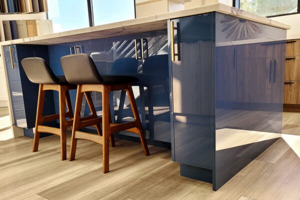 indigogloss island Milania 2